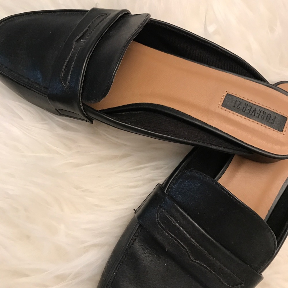 FOREVER 21 Black sandals 👡
